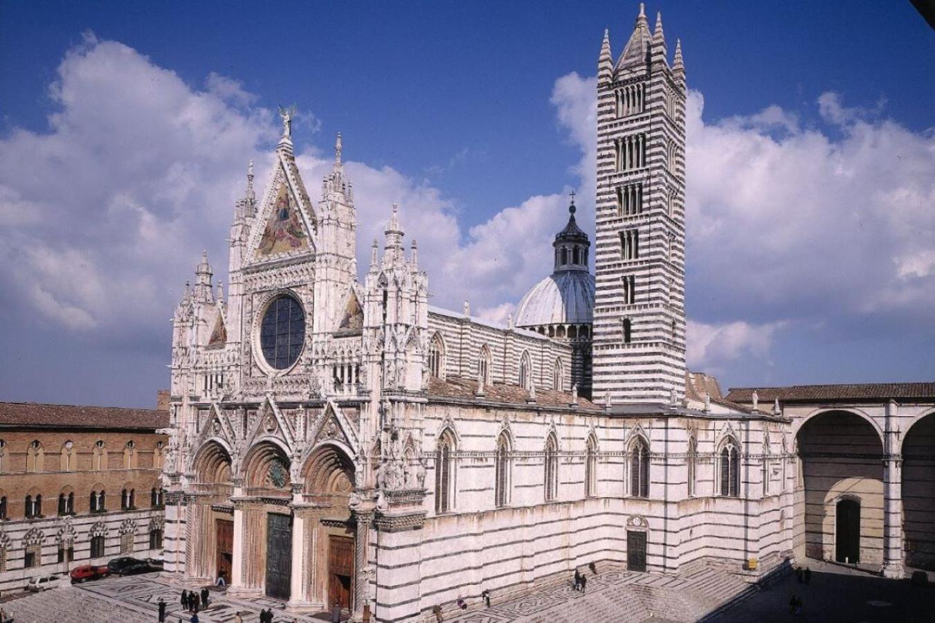 Loft Vicolo Di Vallepiatta 2 Min Piazza Del Campo Con Parcheggio Siena Buitenkant foto