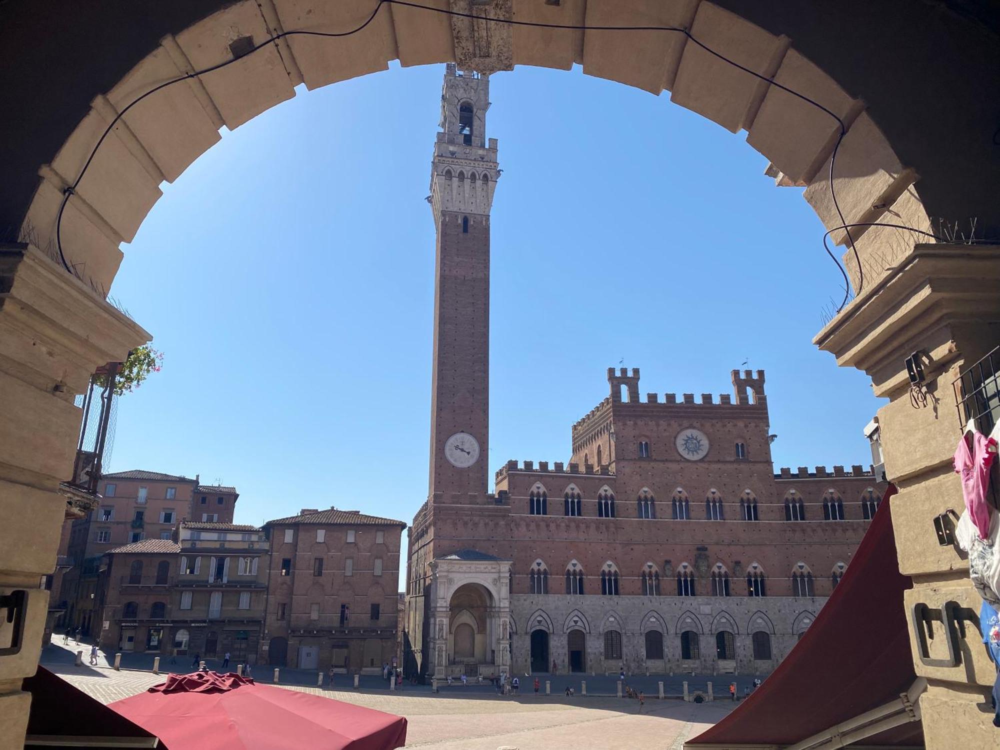 Loft Vicolo Di Vallepiatta 2 Min Piazza Del Campo Con Parcheggio Siena Buitenkant foto